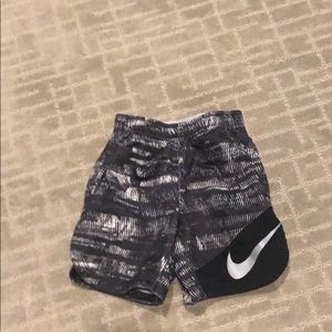 Nike gray shorts 3t